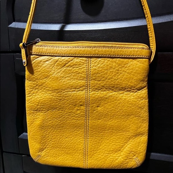 Tignanello crossbody bag - Picture 2 of 5